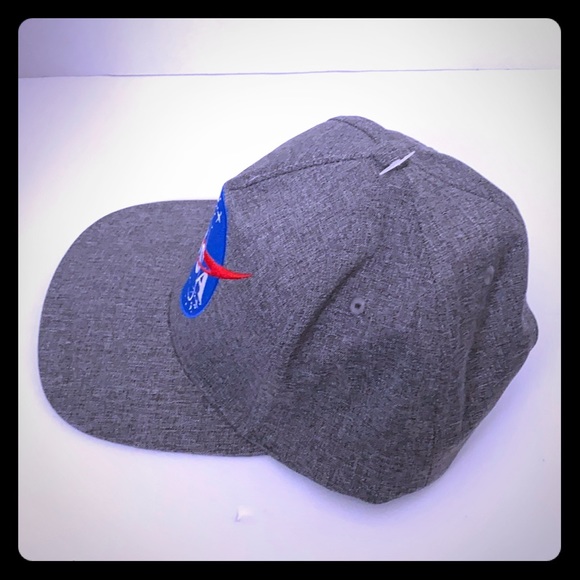 Gray Adjustable Snap Back Hat sewn NASA Logo - Picture 2 of 7
